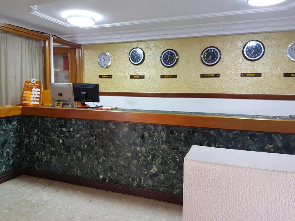 Royal Basin Resort Kumasi Buitenkant foto